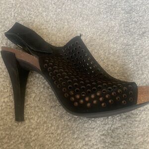 VINCE Camuto stiletto sling back heels